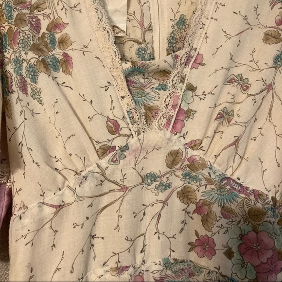 Vintage Gunne Sax Cream and Lavender Floral Maxi - Picture 3 of 3
